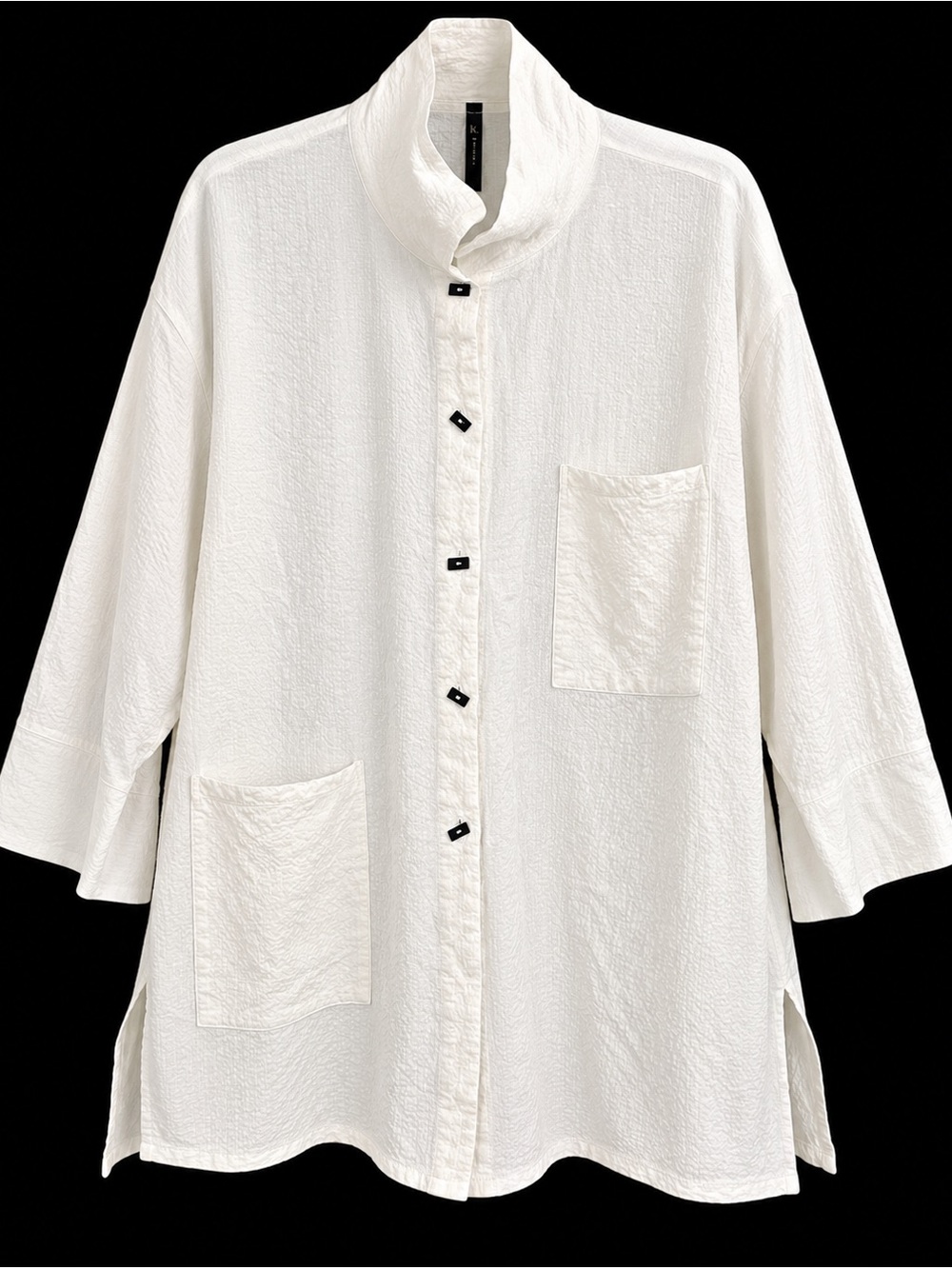 L IC Collection White Textured Button-Front Women’s Top